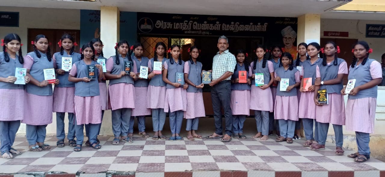 Book distribution in Tamil Nadu, India